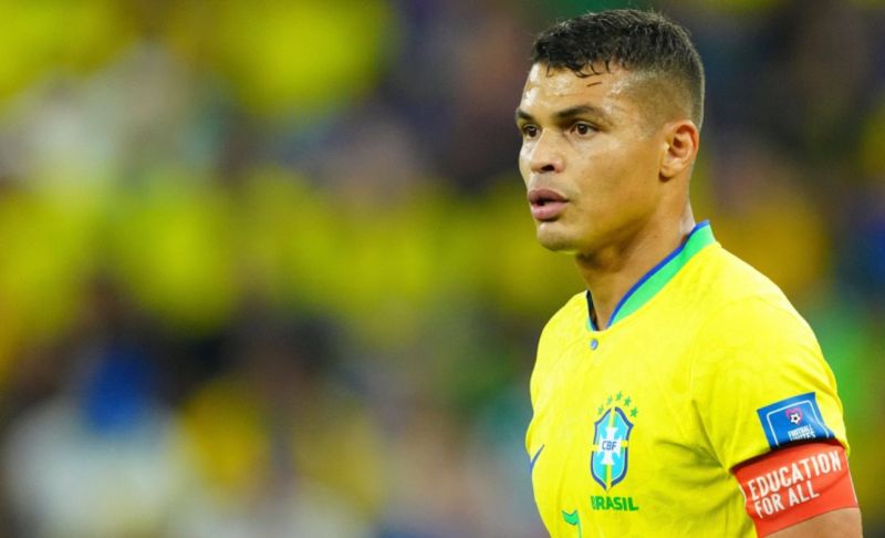 Thiago Silva là trung vệ người Brazil nổi tiếng với phong cách thi đấu điềm tĩnh và thông minh