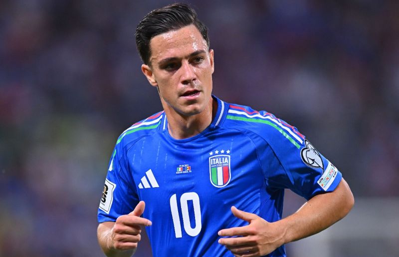 Anh đang trở thành nhân tố quan trọng tại Serie A, thu hút sự chú ý của giới chuyên môn và người hâm mộ