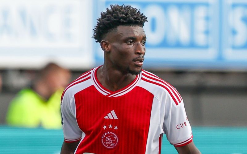 Chân sút được rèn luyện thể lực tại Right to Dream.